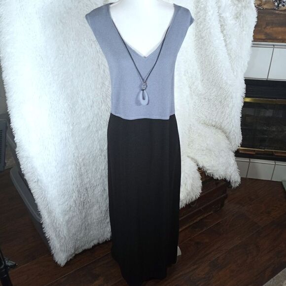 BLUE & BLACK DRESS W/NECKLACE SZ.22 EUC - Picture 2 of 6